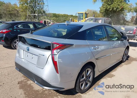 2017 Toyota Prius Three Touring z USA, uszkodzony, nr VIN JTDKARFU6H3042090